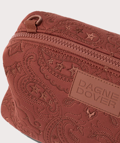 Hunter Toiletry Bag in Sweet Tea Paisley, Large