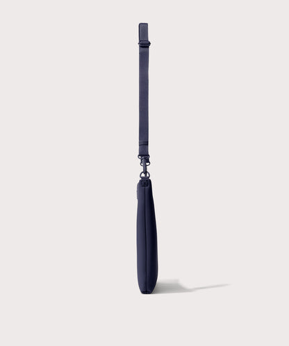 16 inch laptop shoulder bag in navy blue seen from the side view.