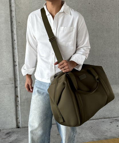 Landon Carryall in Cherry, Extra Large
